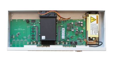 Комутатор Mikrotik RTB-CCR1016-12G