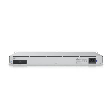 Управляем комутатор Ubiquiti UDM-SE - UniFi Dream Machine Special Edition