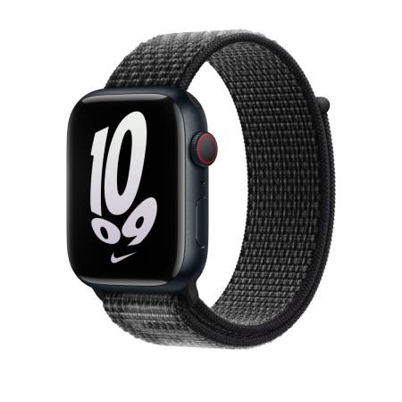 Apple Watch 45mm Black/Summit White Nike Sport Loop