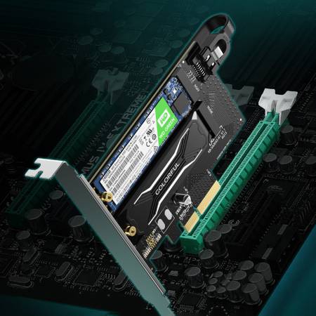 Адаптер за разширителна карта Ugreen PCIe 3.0 x4 към M.2 NVMe drive CM302 - черен