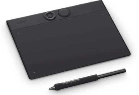 Wacom Intuos Pro pen tablet small