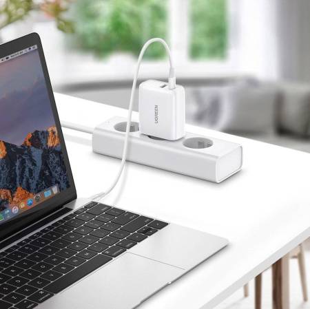 Зарядно устройство Ugreen 60468 Fast USB Type C / USB 36W Quick Charge 3.0